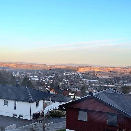 Gjesterom Til Leie I Et Privat Hus Brumunddal Kültér fotó